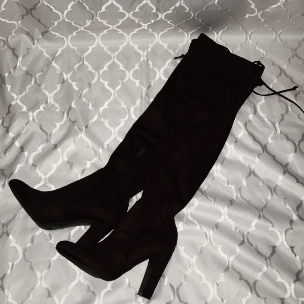 Over the knee boots - Picture 2 of 2